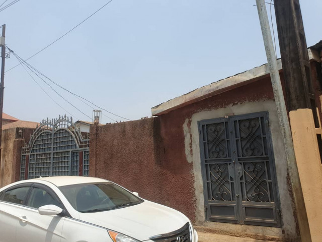 Maison à Lambanyi, Maisons, Conakry