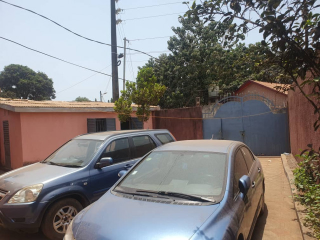 Maison à Lambanyi, Maisons, Conakry