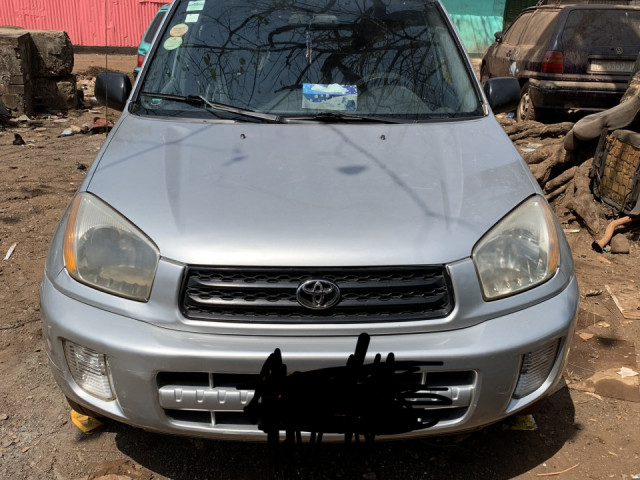 Toyota Rav4, Voitures, Conakry