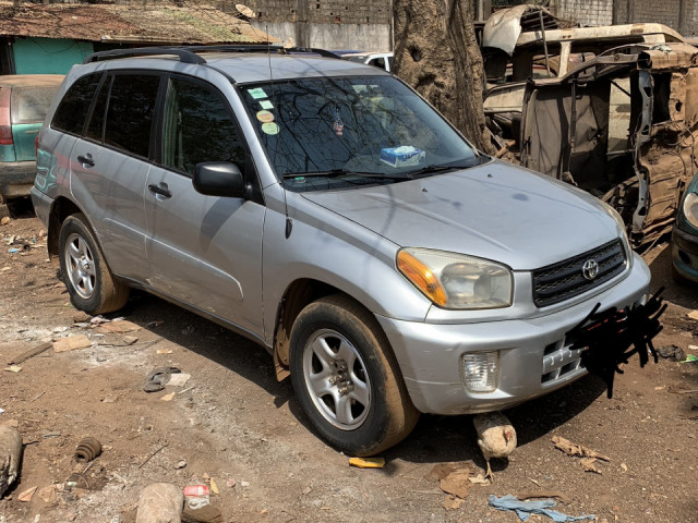 Toyota Rav4, Voitures, Conakry