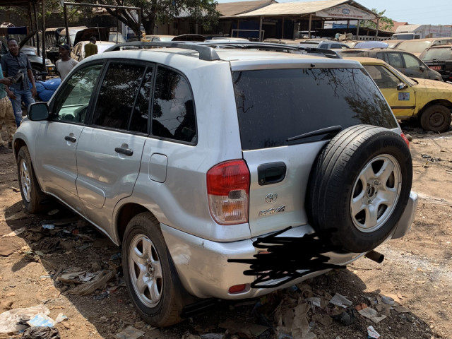 Toyota Rav4, Voitures, Conakry