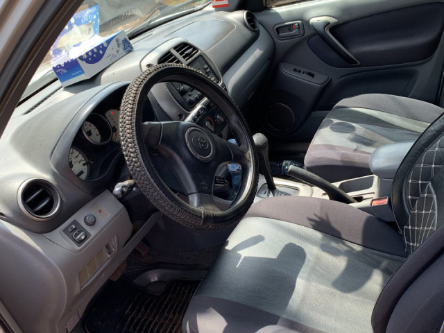 Toyota Rav4, Voitures, Conakry