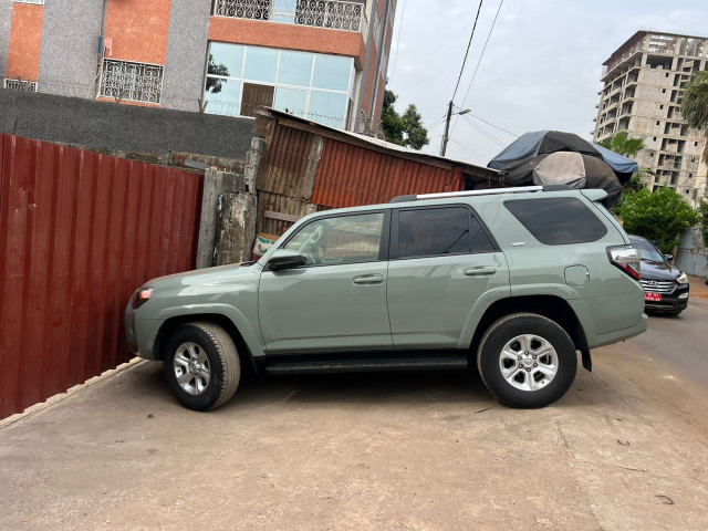 Toyota 4Runner, Voitures, Conakry