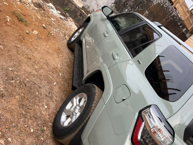 Toyota 4Runner, Voitures, Conakry