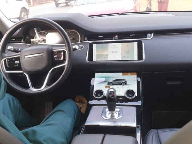 Land Rover Range Rover, Voitures, Conakry