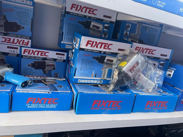 Différents Outils de Travail Fixtec, Quincaillerie - Outils, Conakry