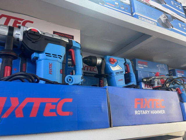 Différents Outils Fixtec, Quincaillerie - Outils, Conakry