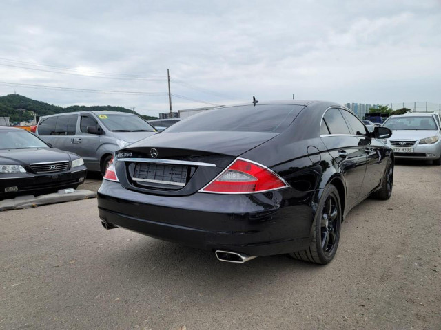 Mercedes-Benz Classe CLS, Voitures, Conakry