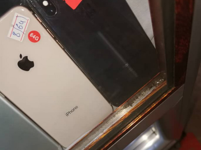 Différents Apple iPhone X, Téléphones Mobiles, Conakry
