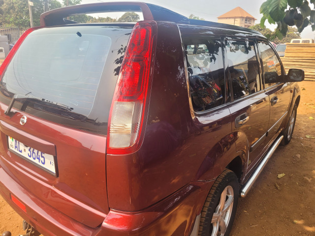 Nissan X-Trail, Voitures, Conakry
