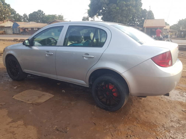 Chevrolet Cobalt, Voitures, Conakry
