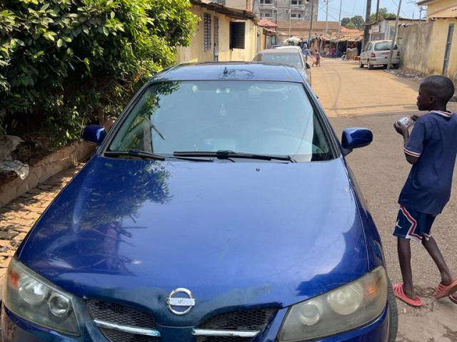 Nissan Almera, Voitures, Conakry