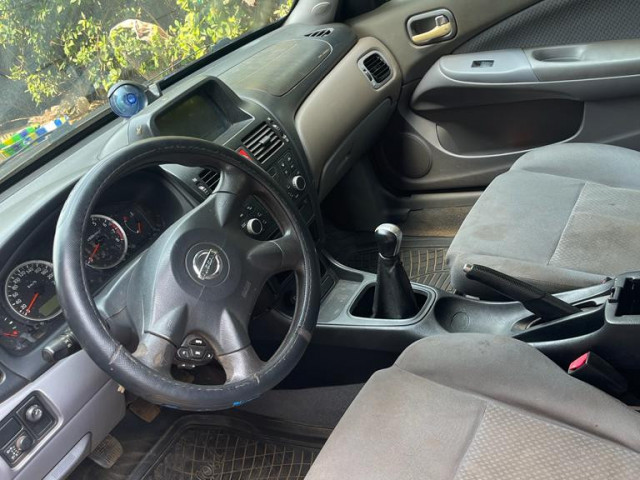 Nissan Almera, Voitures, Conakry