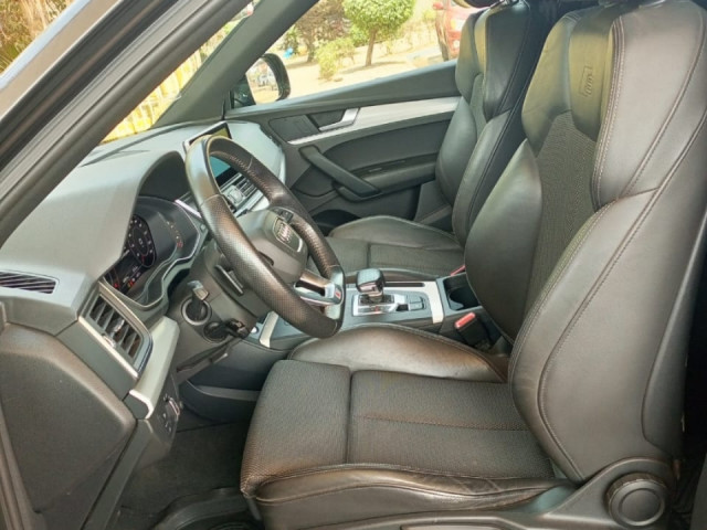 Audi Q5, Voitures, Conakry