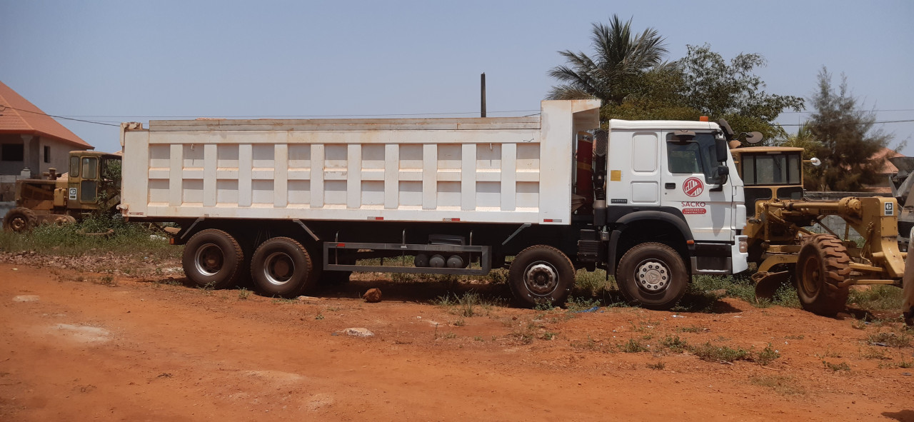 Camion Sinotruk Howo, Camions - Autobus, Conakry