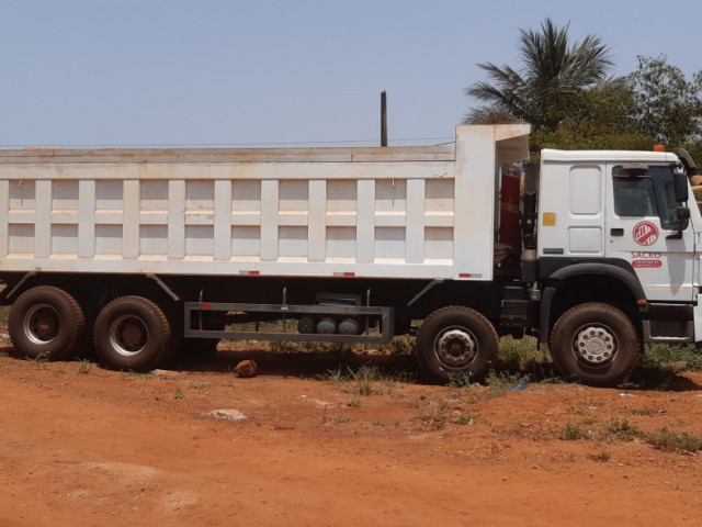 Camion Sinotruk Howo, Camions - Autobus, Conakry
