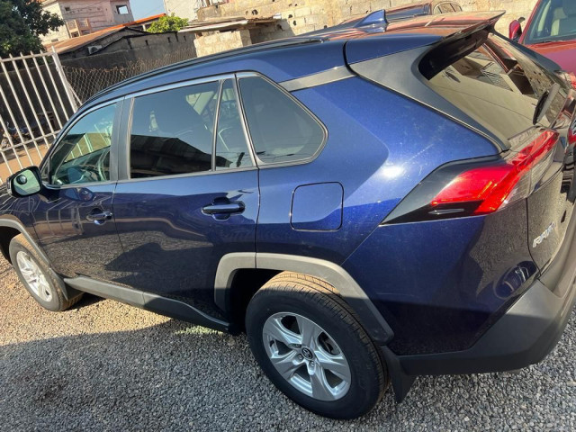 Toyota RAV4, Voitures, Conakry