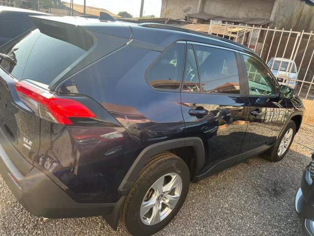 Toyota RAV4, Voitures, Conakry