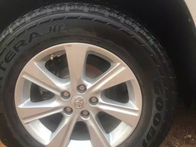 Toyota Highlander, Voitures, Conakry