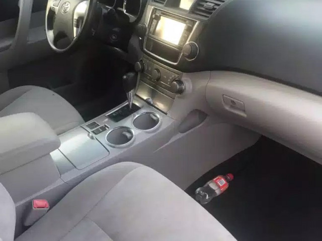 Toyota Highlander, Voitures, Conakry