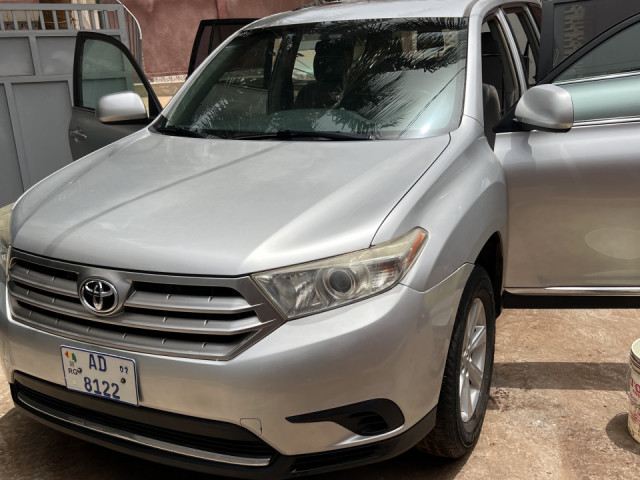 Toyota Highlander, Voitures, Conakry