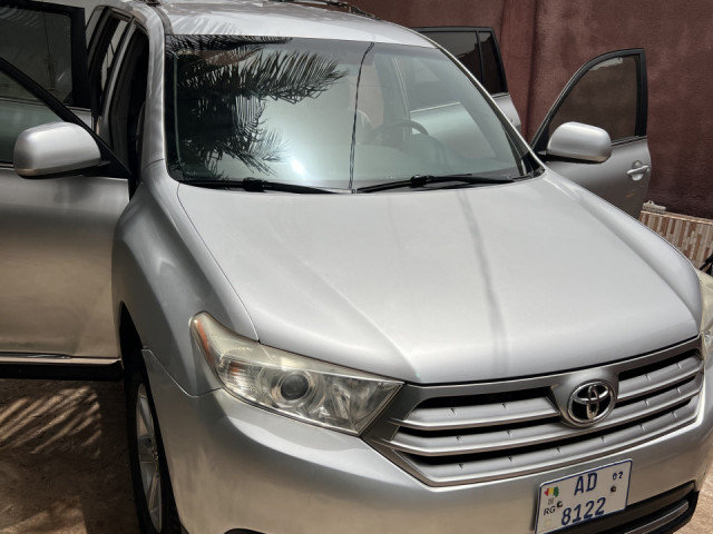 Toyota Highlander, Voitures, Conakry
