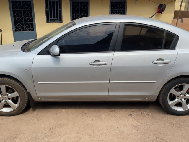 Mazda 3, Voitures, Conakry