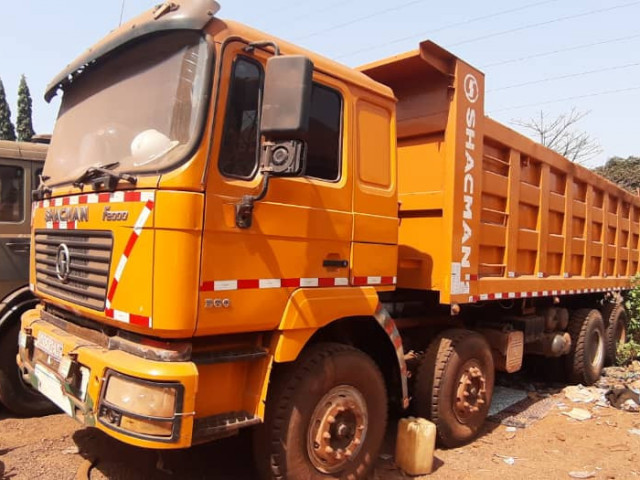 Shacman F3000, Camions - Autobus, Conakry