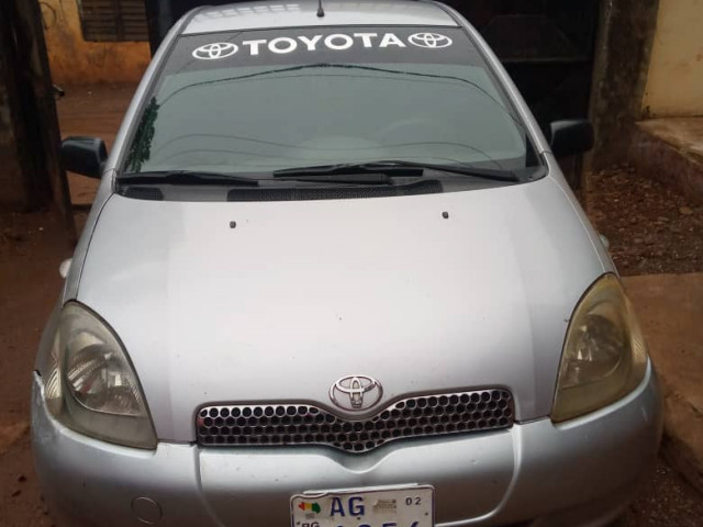 Toyota Yaris, Voitures, Conakry