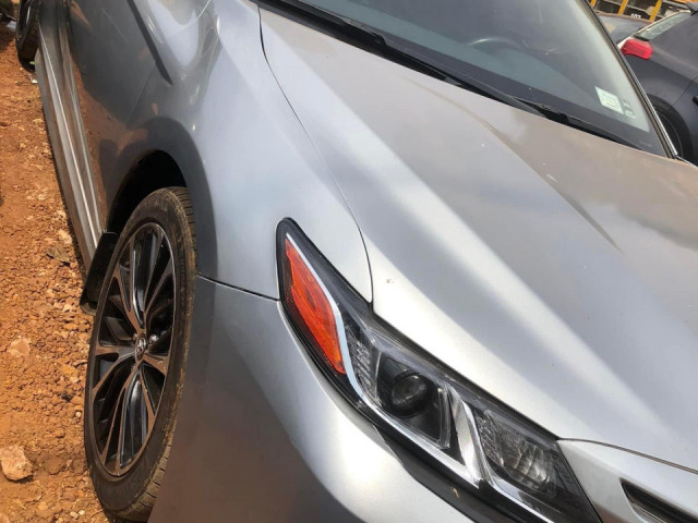 Toyota Camry, Voitures, Conakry