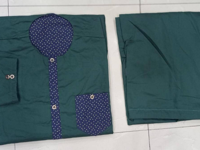Différentes Tuniques, Vêtements, Conakry
