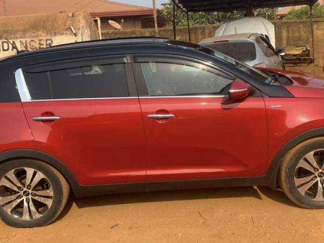 Kia Sportage, Voitures, Conakry