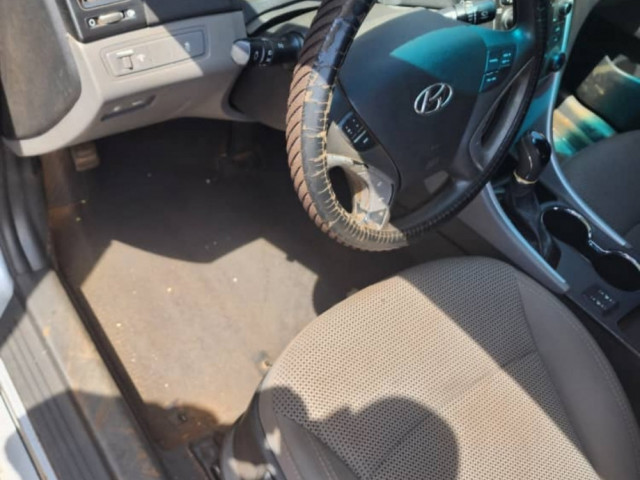 Hyundai Elantra, Voitures, Conakry