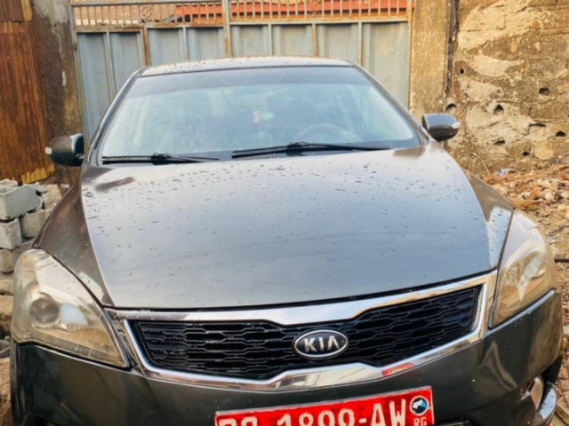 Kia Creed, Voitures, Conakry