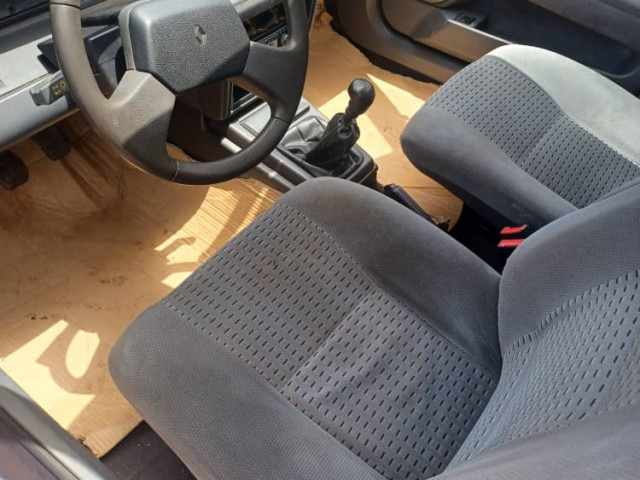 Toyota RAV4, Voitures, Conakry