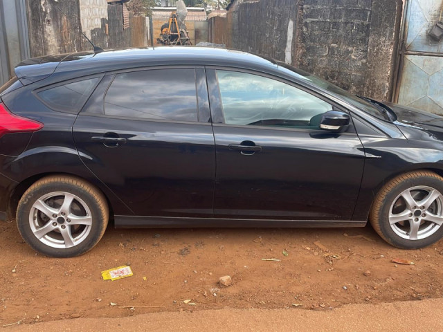 Ford Focus, Voitures, Conakry
