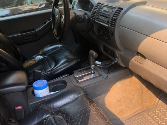 Nissan X-Terra, Voitures, Conakry