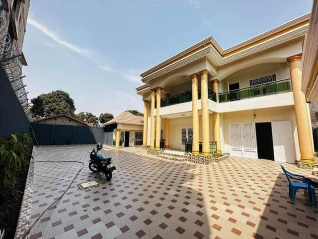 Bâtiment à Kaporo, Maisons, Conakry