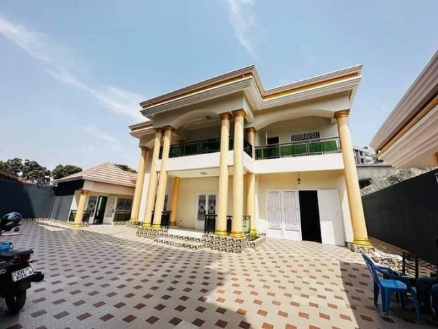 Maison à Kaporo, Maisons, Conakry