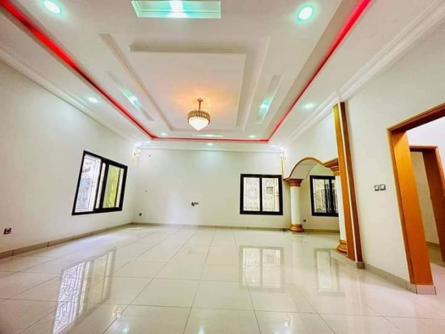 Maison à Kaporo, Maisons, Conakry