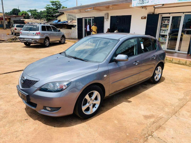 Mazda 3, Voitures, Conakry