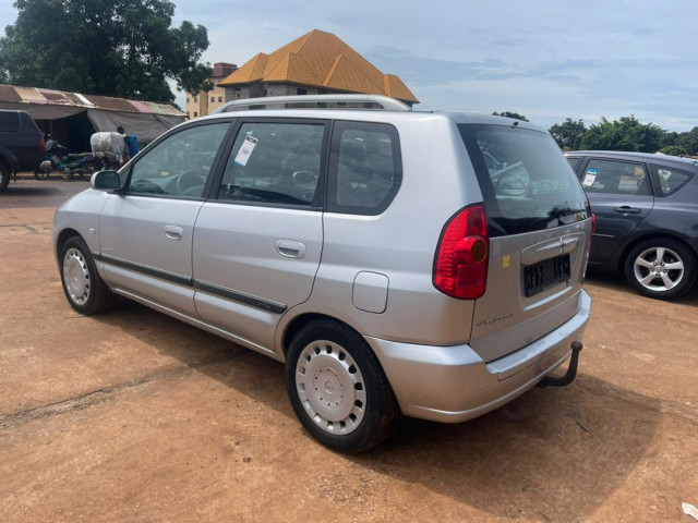 Mitsubishi Space Star, Voitures, Conakry