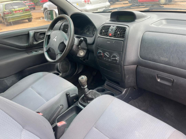 Mitsubishi Space Star, Voitures, Conakry