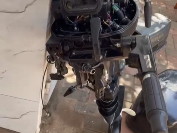 Différents Moteur Hors-Bord Yamaha F25C, Bateaux, Conakry
