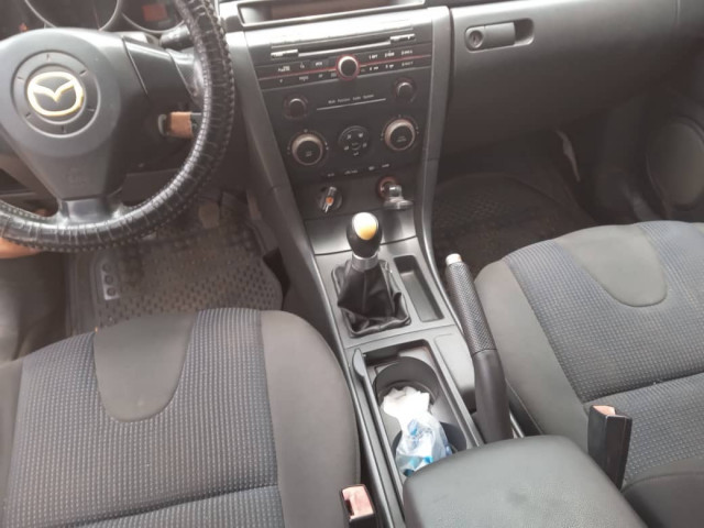 Mazda 3, Voitures, Conakry