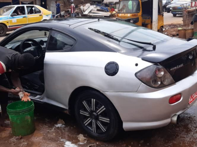 Toyota Célica, Voitures, Conakry
