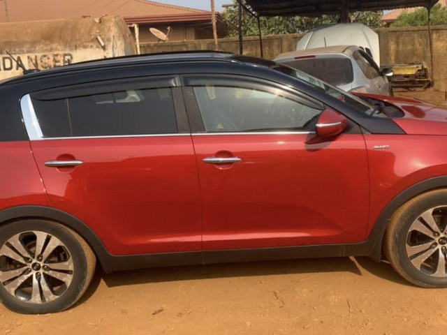 Kia Sportage, Voitures, Conakry