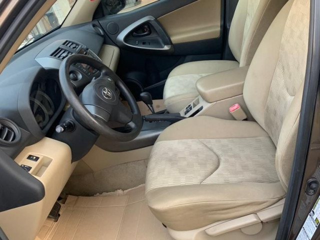 Toyota RAV4, Voitures, Conakry