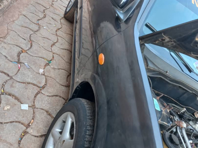 Nissan Almera, Voitures, Conakry