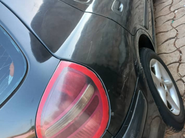 Nissan Almera, Voitures, Conakry